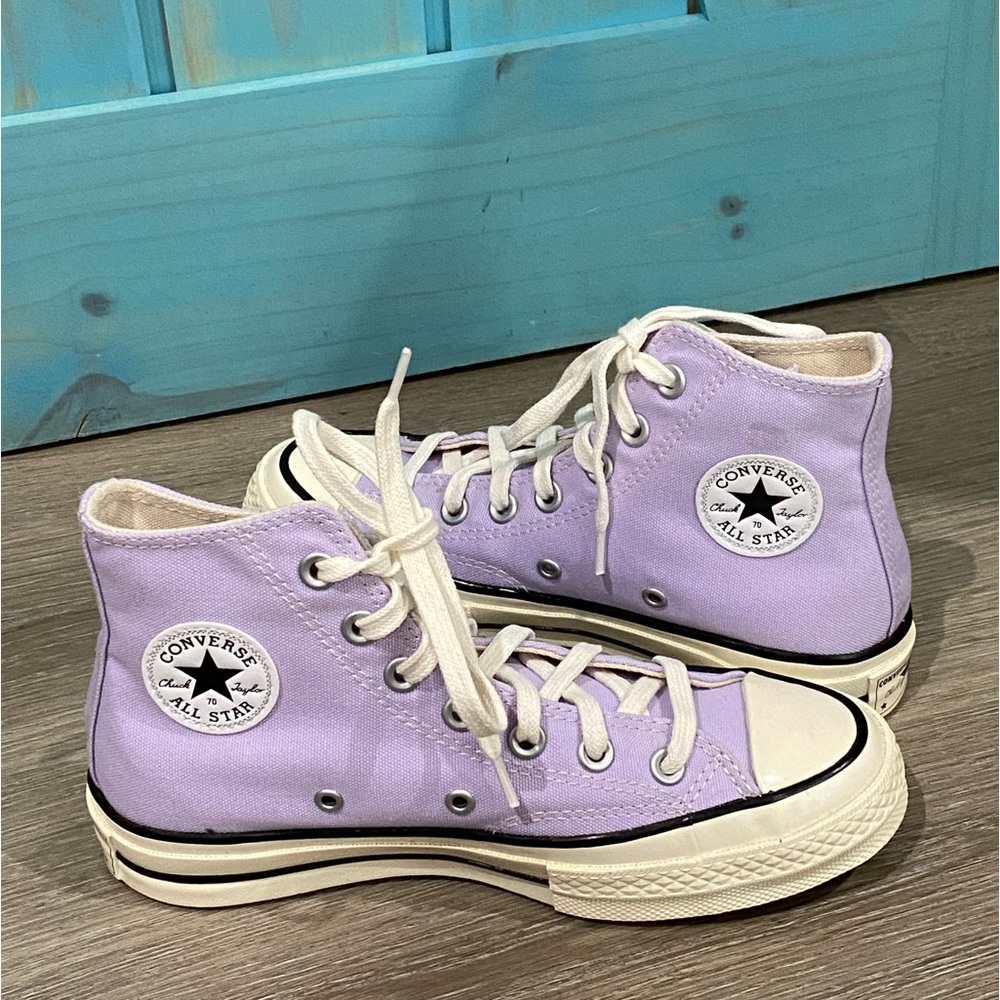 NWOT Converse Chuck Taylor Girl’s Purple High Top Sneakers - 5.5